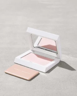 Bright Fix Instant Brightening + Blurring Powder
