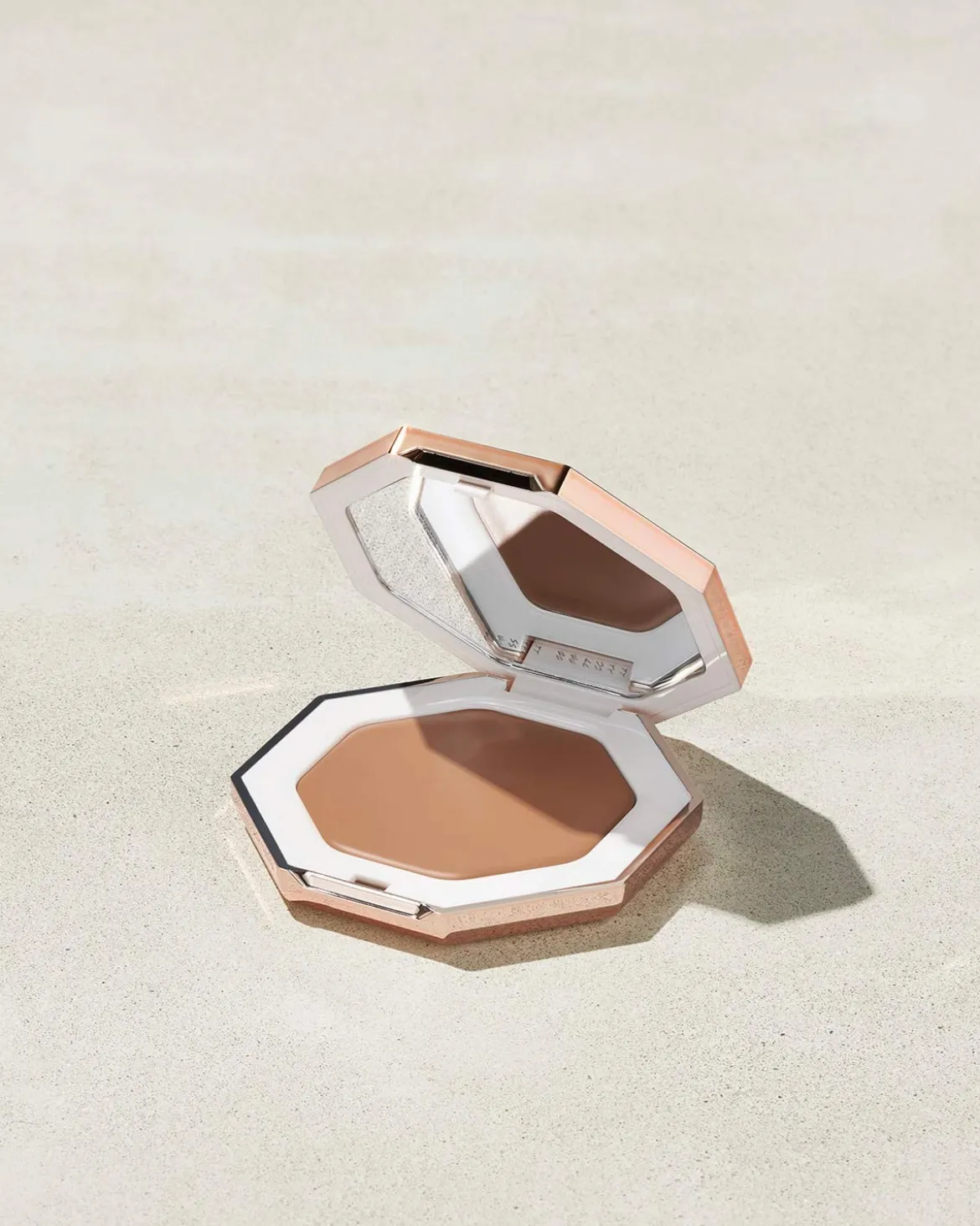 Cheeks Out Freestyle Cream Bronzer