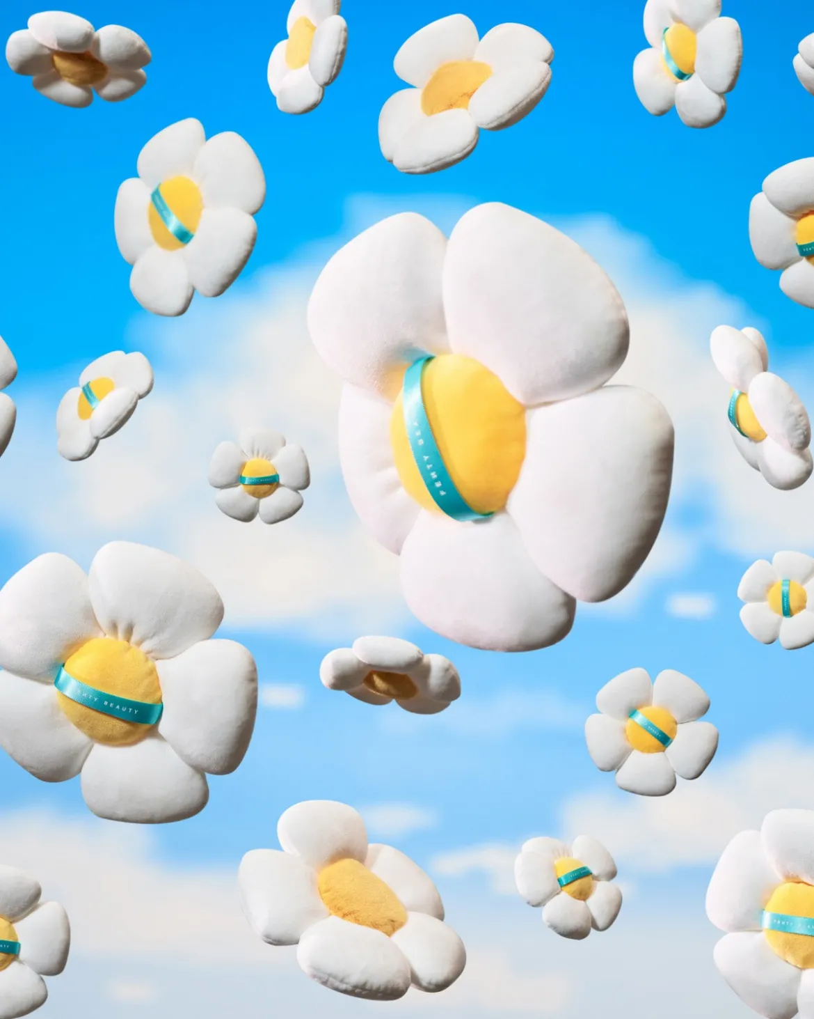 Fairy Bomb Smurfette Daisy Flower Shimmer Puff