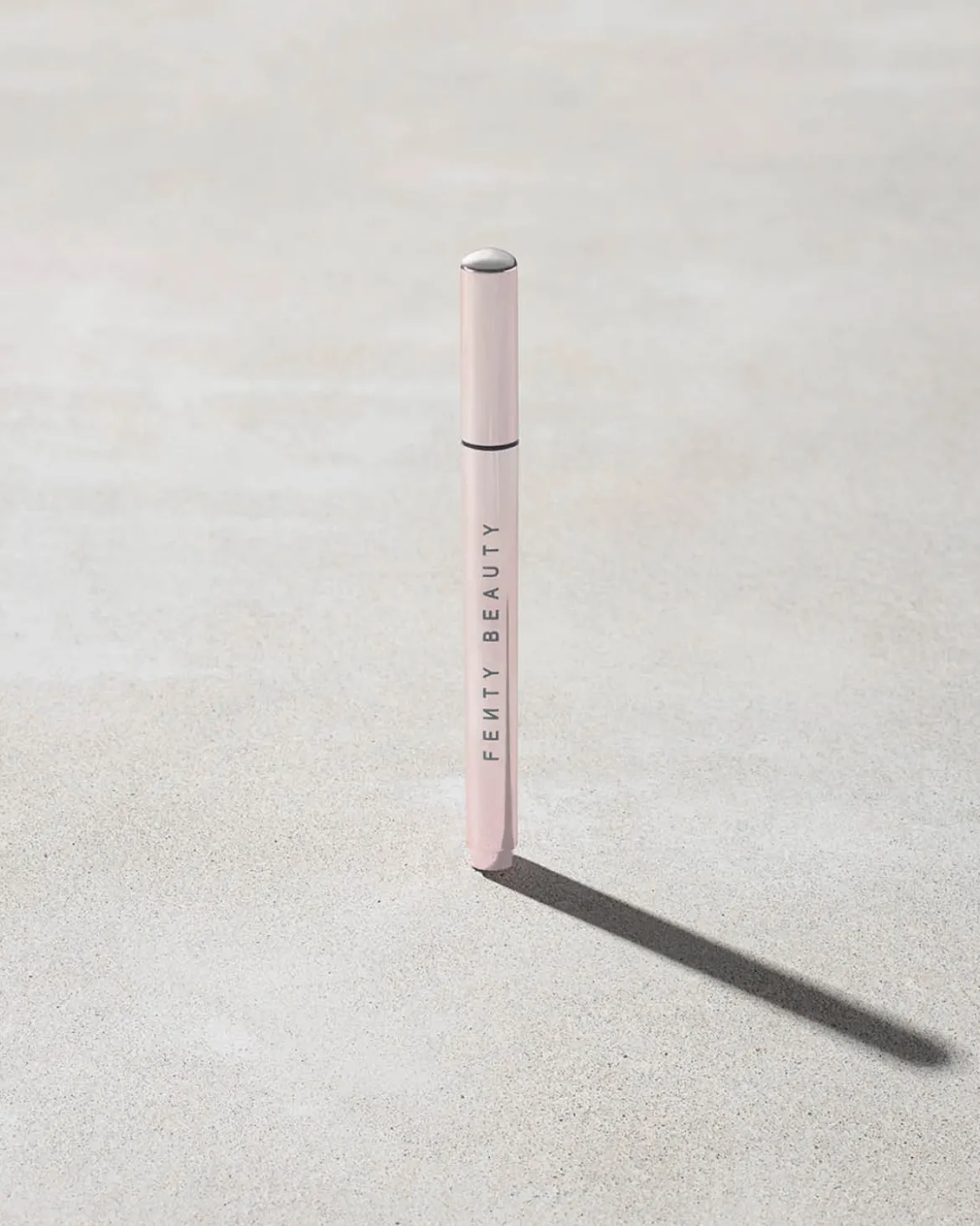 Flyliner Longwear Liquid Eyeliner