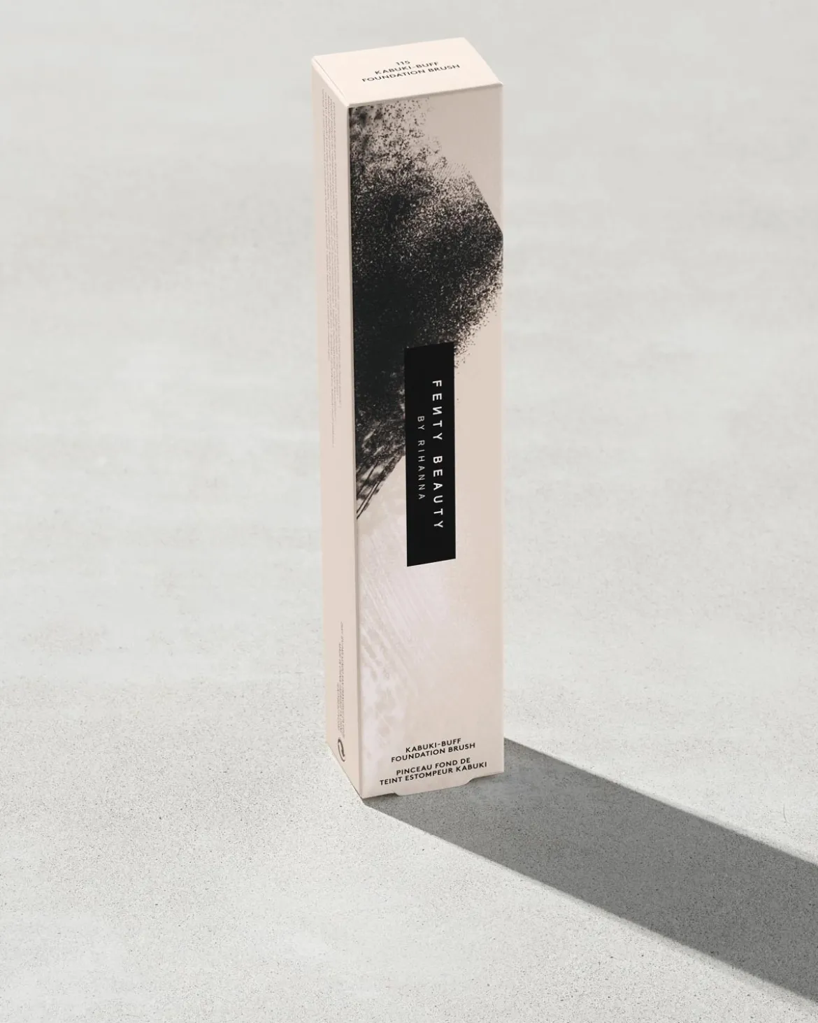 Kabuki-Buff Foundation Brush 115