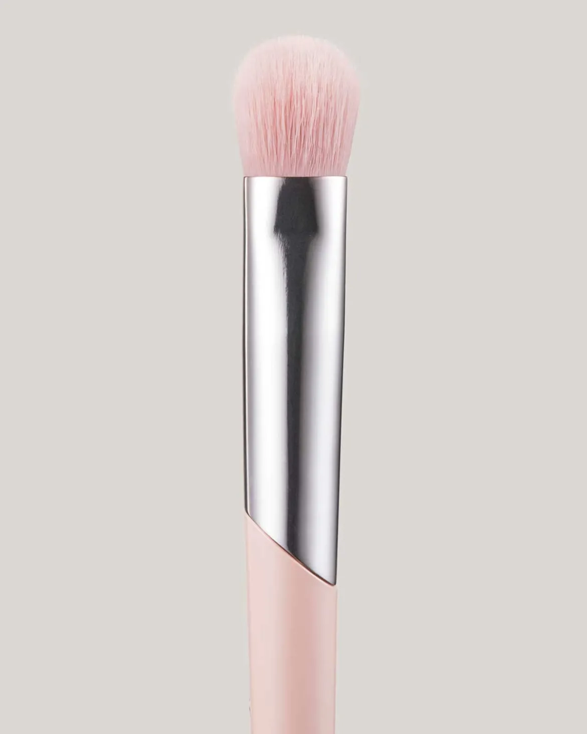 Plush Eyeshadow Brush 240